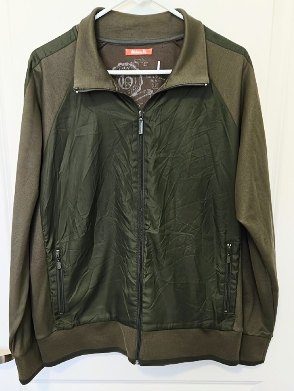 Gap Athletic Fit Vintage Olive Green 2 Tone Zip Jacket with Knit Sleeves Large